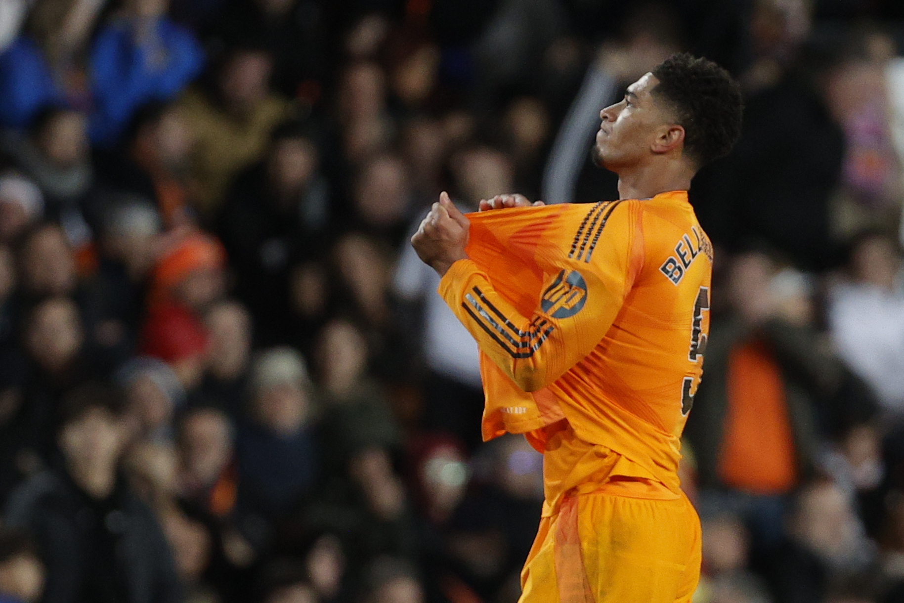 Real Madrid remontó al último minuto y es el nuevo líder de LaLiga: vea los goles