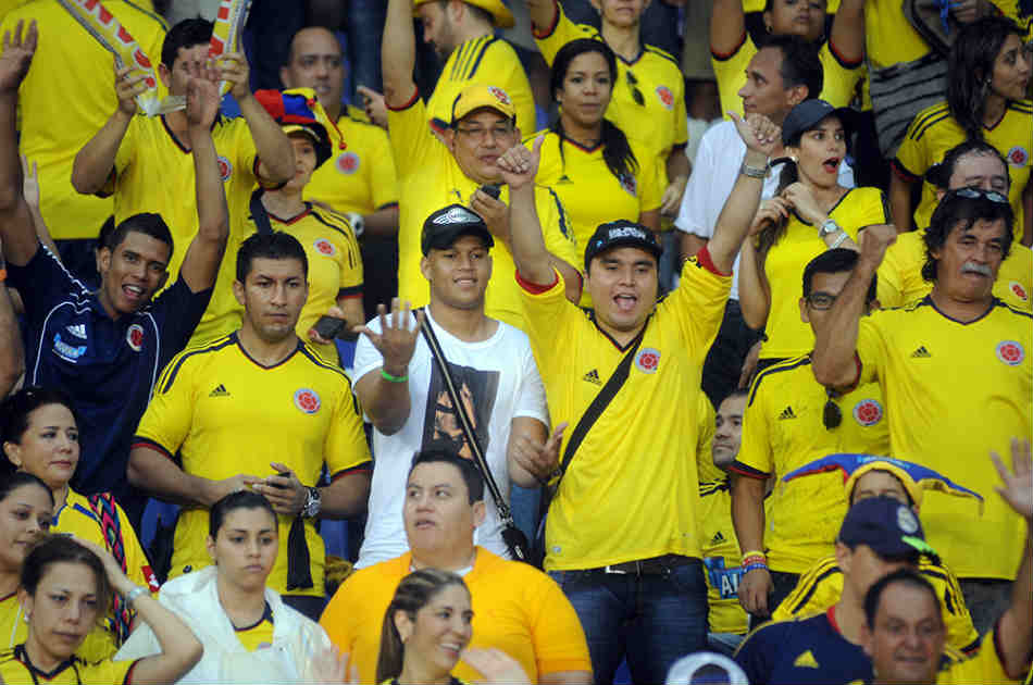 Clasificación de Colombia al Mundial reúne a familia dispersa por el mundo