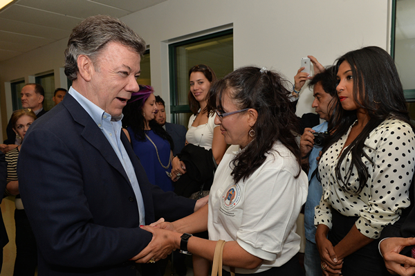Juan Manuel Santos durante el encuentro que sostuvo este domingo con la comunidad colombiana residente en Nueva York.