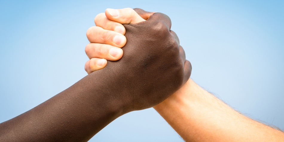 Las personas negras no están para servirnos