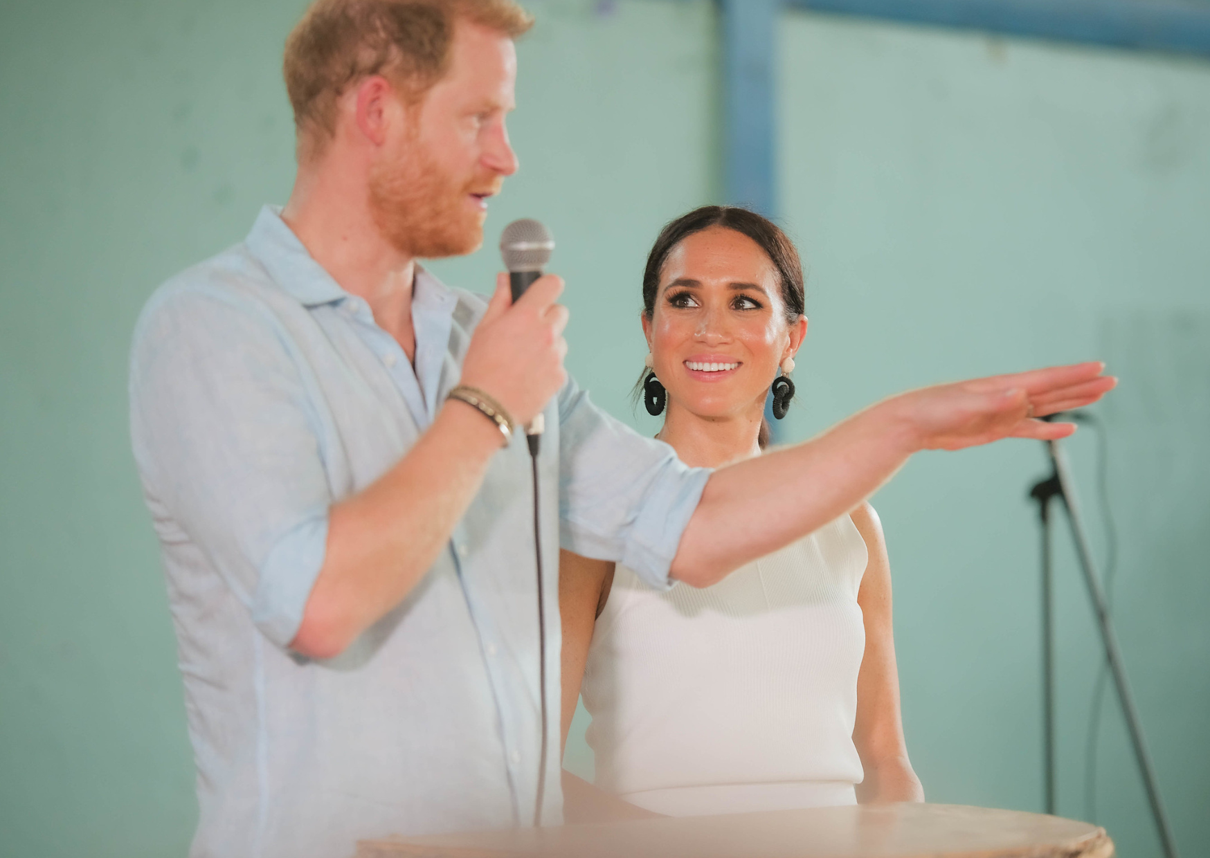 Meghan Markle y sus hijos cancelan viaje. La razón por la que el príncipe Harry viaja solo