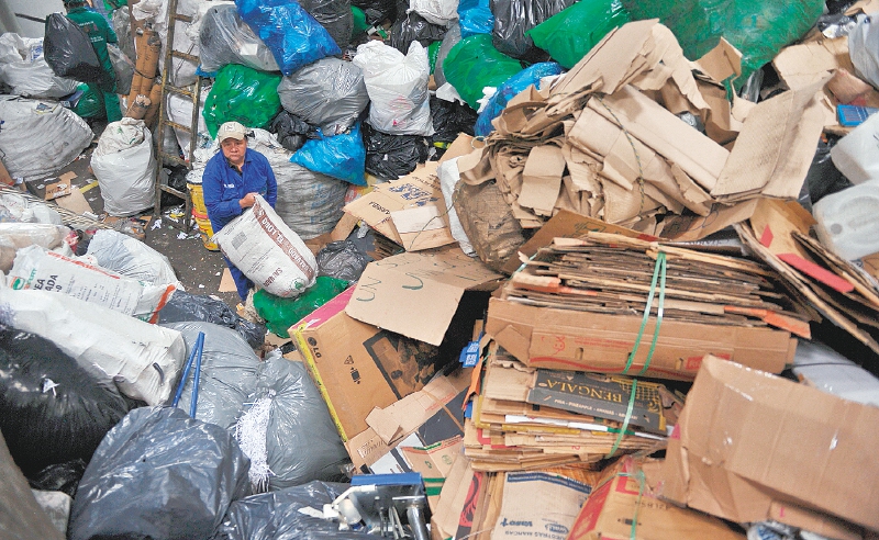 Recicladores, muy expuestos a metales pesados tóxicos