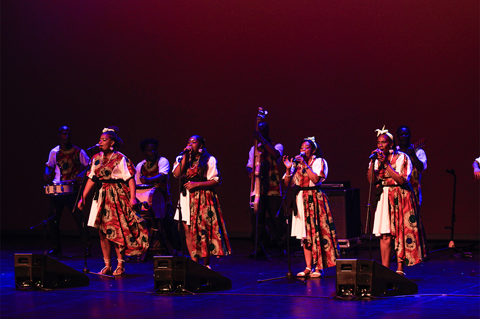 Lanzamiento del festival de musica del Pacifico Petronio Alvarez lugar Teatro Mayor.