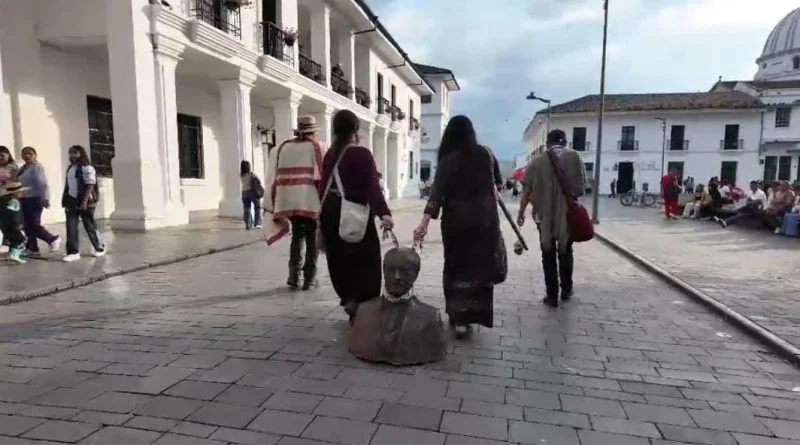 La controversia alrededor del busto de Guillermo León Valencia
