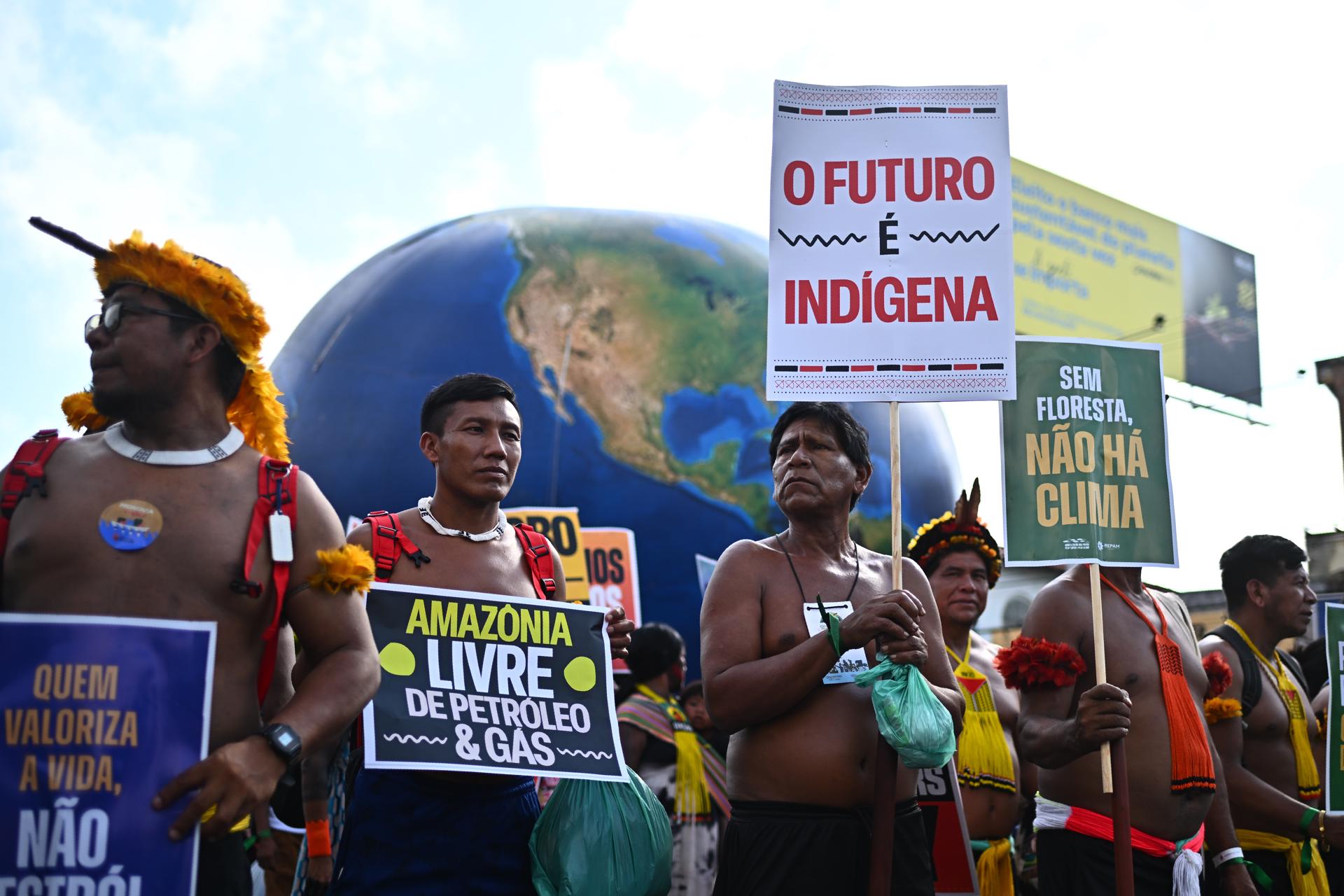 Este sábado, 15 de noviembre, hubo una gran "Marcha Global por el Clima" en defensa de los bosques, los derechos territoriales indígenas y la responsabilidad climática global, en la COP30, en Brasil