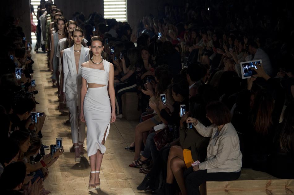 Tendencias de verano en la semana de la moda de Sao Paulo