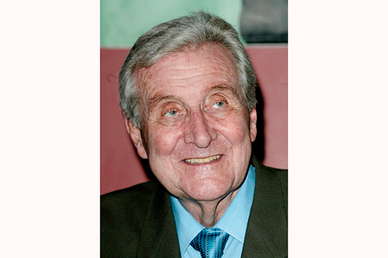 Muere Patrick Macnee, estrella de la serie de los 60 «The Avengers»