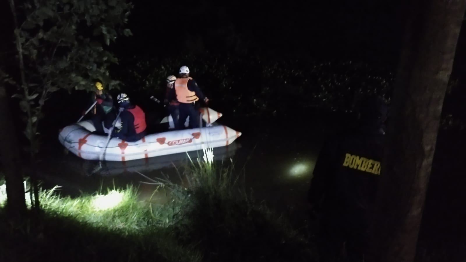Mueren dos hermanos, de 11 y 14 años, que nadaban en el río Lenguazaque
