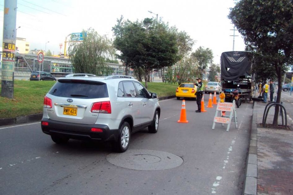 Secretaría de Movilidad habilita talleres móviles para conductores varados