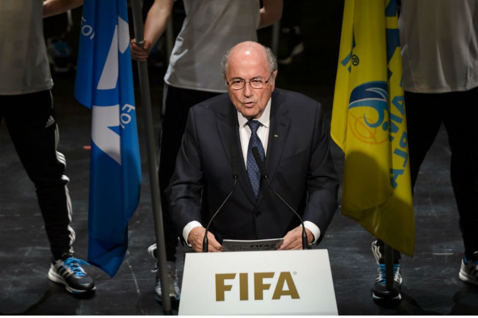 Joseph Blatter: “Van a venir más noticias malas”