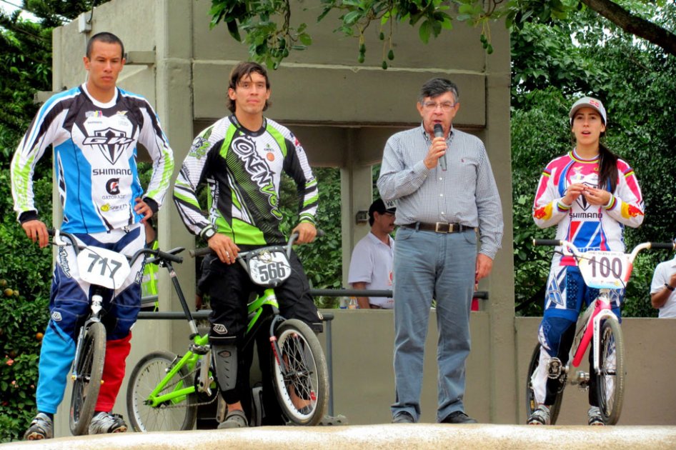 Pajón, Oquendo y Jiménez, figuras en parada nacional de BMX