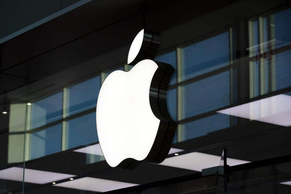 Apple perdió poco más del 1 % en Wall Street el viernes.