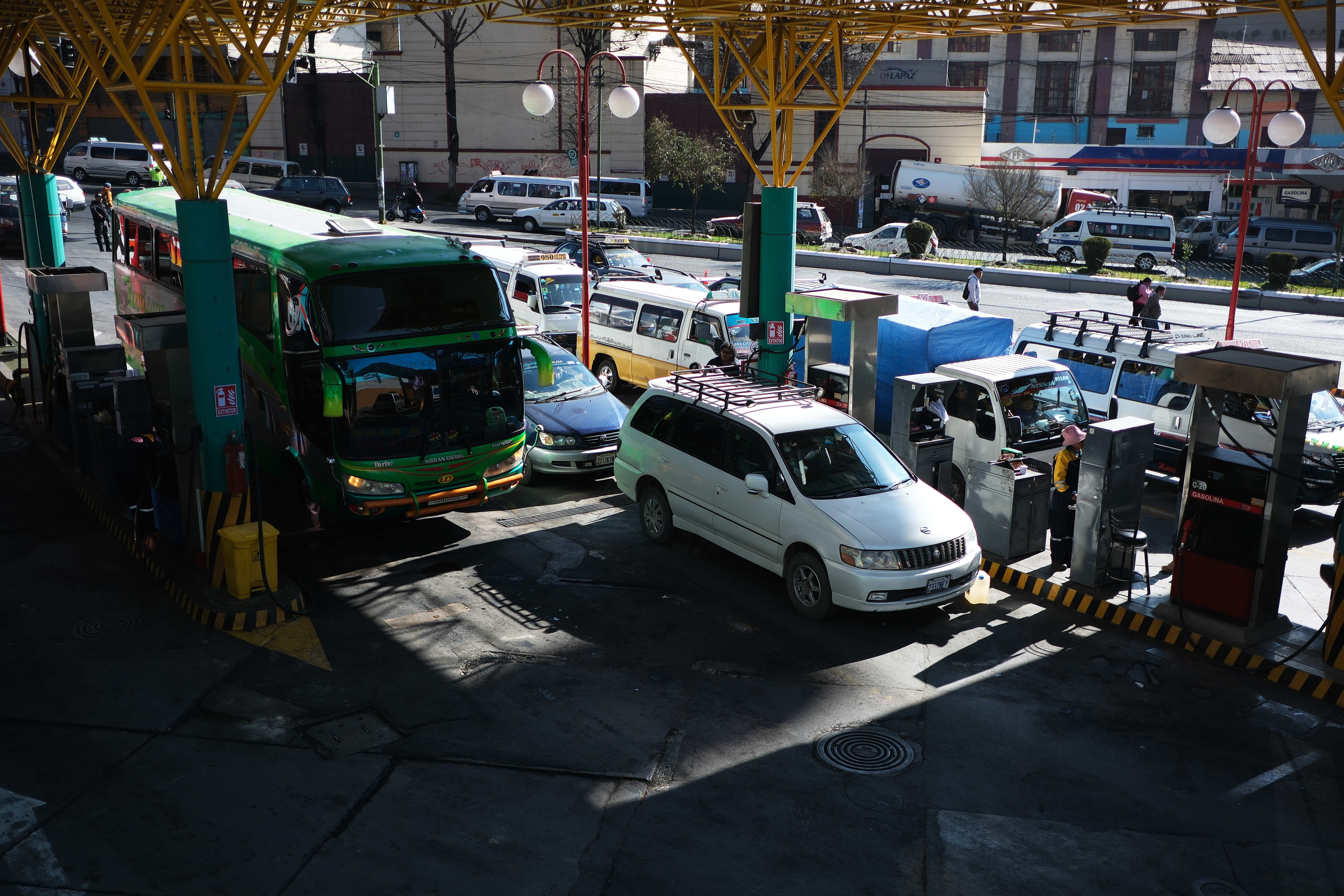 Subsidios y aumentos: ¿cuánto subieron el diésel y la gasolina a comienzos de año?