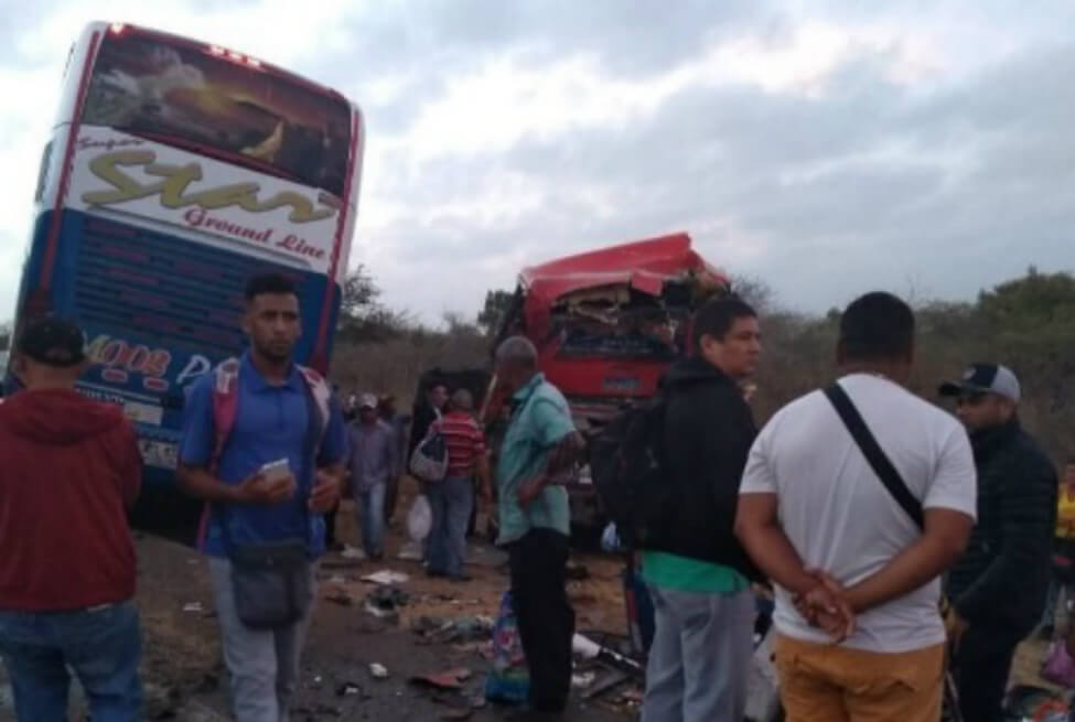 Dos muertos y 10 heridos deja accidente de tránsito múltiple en Maicao, La Guajira