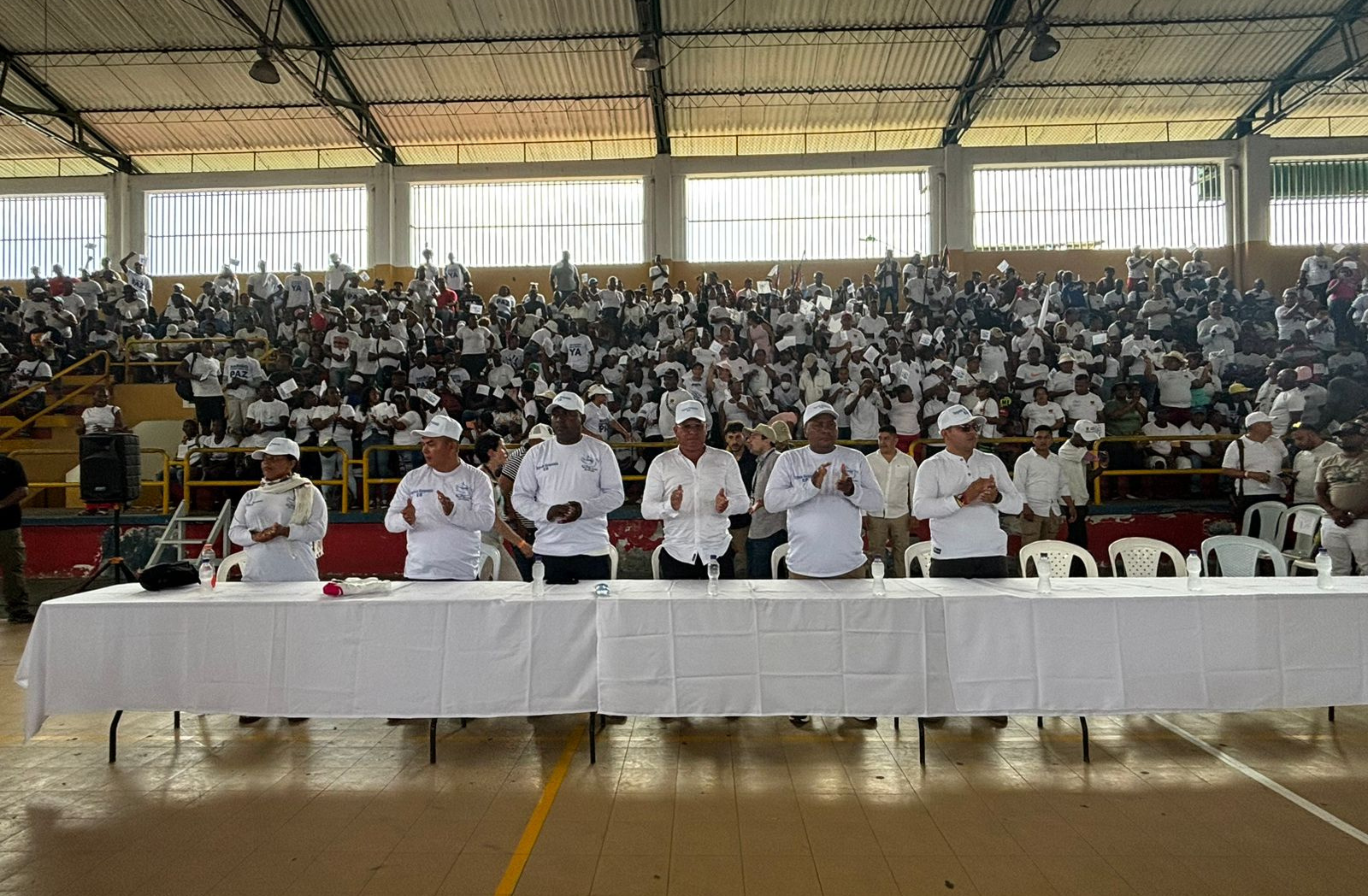 Parte de la delegación de la disidencia Segunda Marquetalia estuvo presente en el Encuentro por la paz que se realiza en Tumaco.