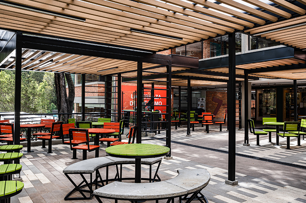Terraza, nivel 7, EcoCampus de los Cerros.