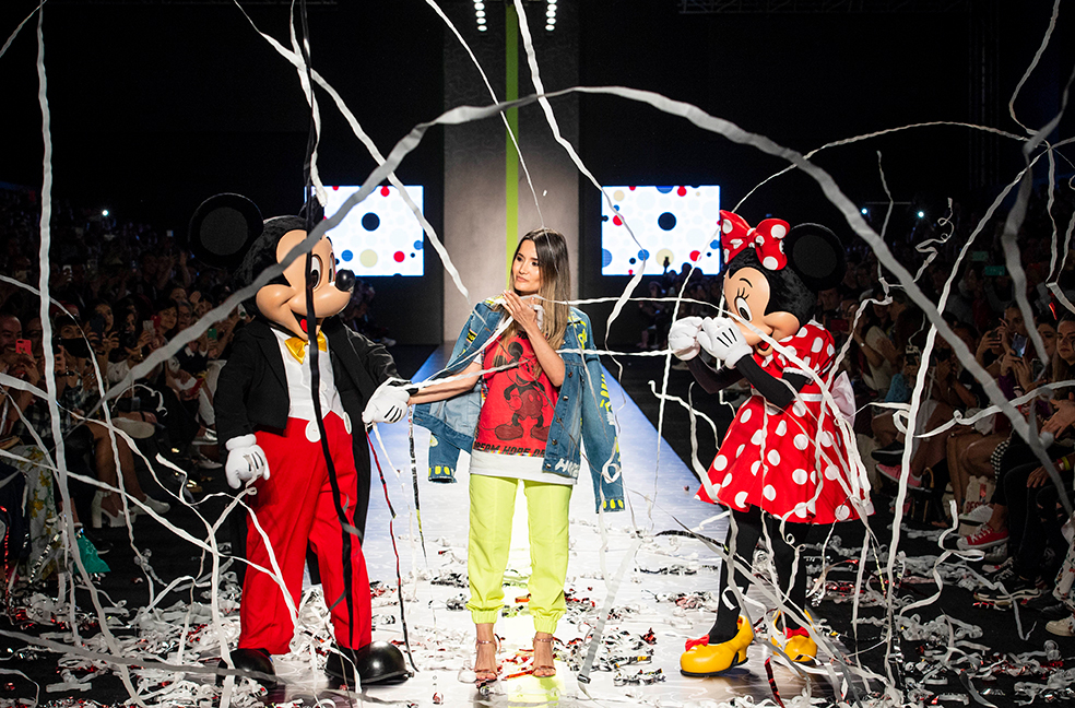 Mickey Mouse enamoró en Colombiamoda a través de los diseños de Isabel Caviedes