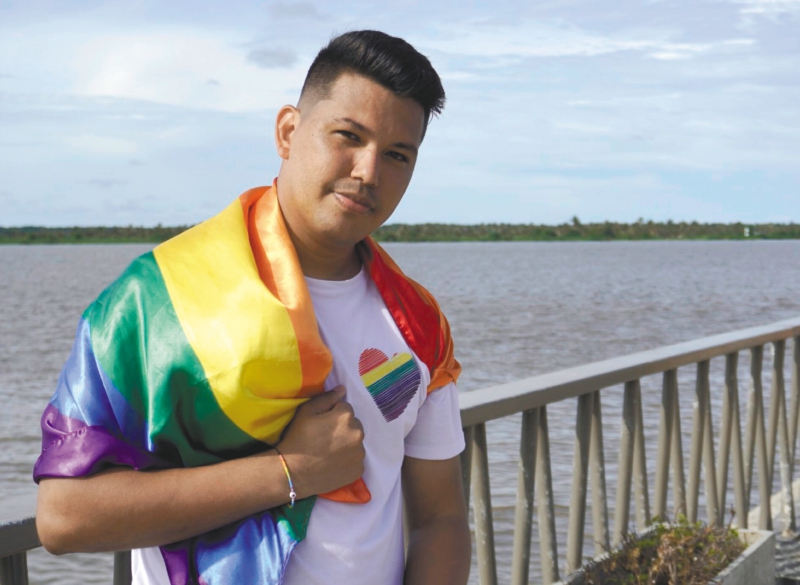 “Un lugar donde pueda ser yo”: Orlando Gómez y su lucha por los migrantes LGBT