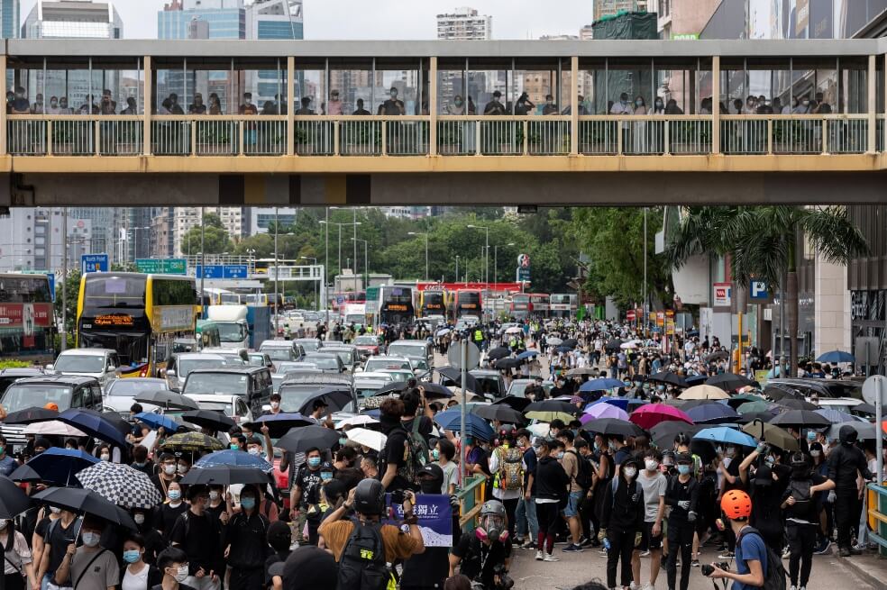 Miles de manifestantes regresaron a las calles de Hong Kong , ¿por qué?