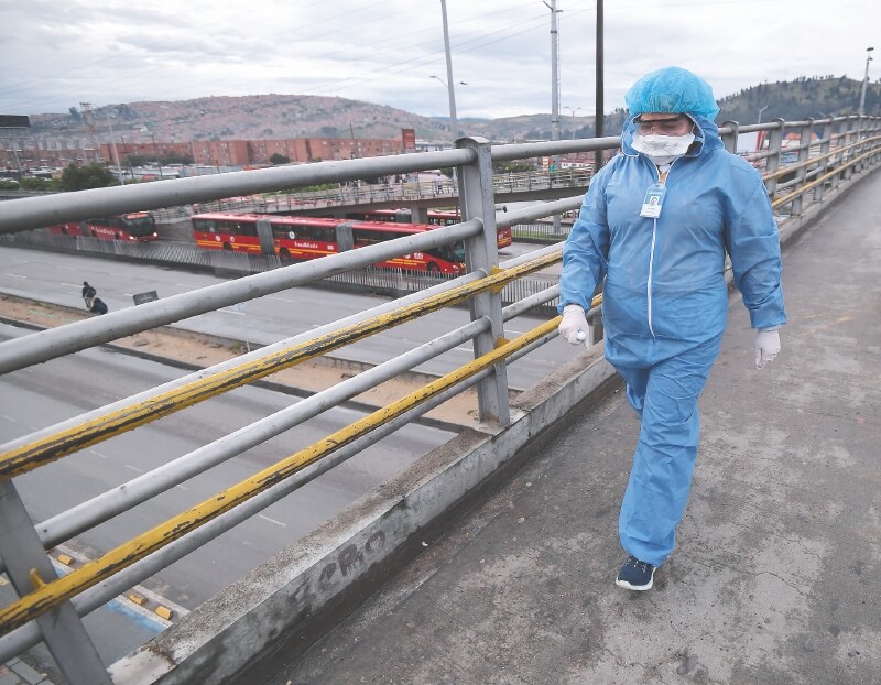 La discriminación, la cruz de médicos y enfermeras por el coronavirus