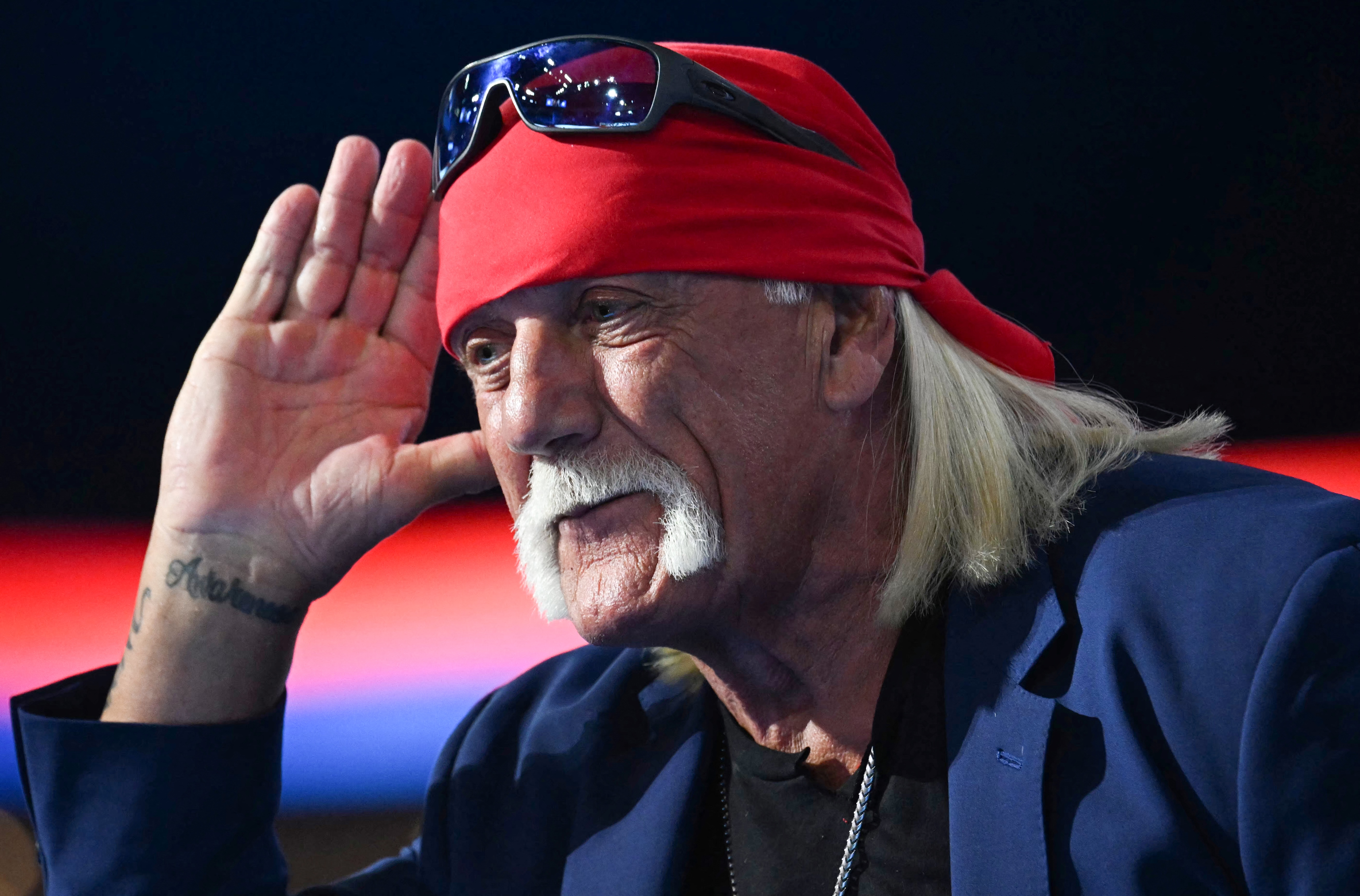 Esposa de Hulk Hogan se pronunció tras la muerte del luchador. Se mostró devastada