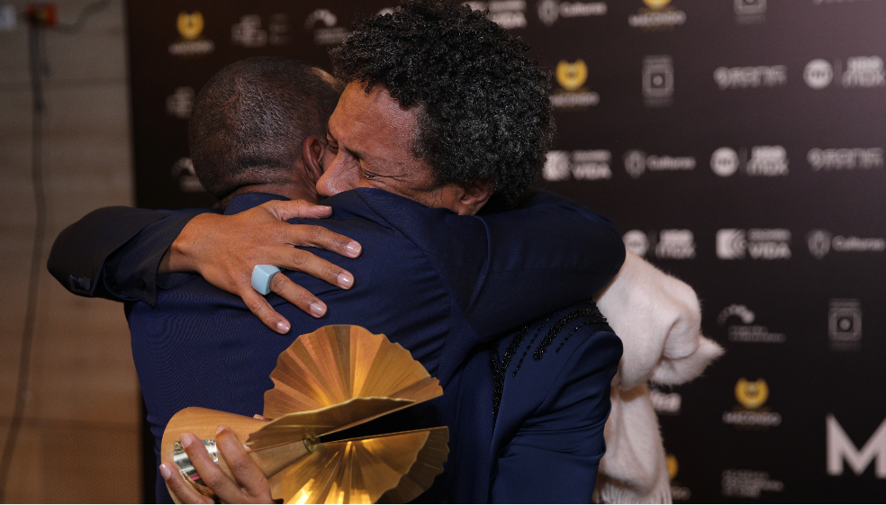 Jhon Narváez recibió un premio Macondo a dos meses de sufrir un derrame cerebral