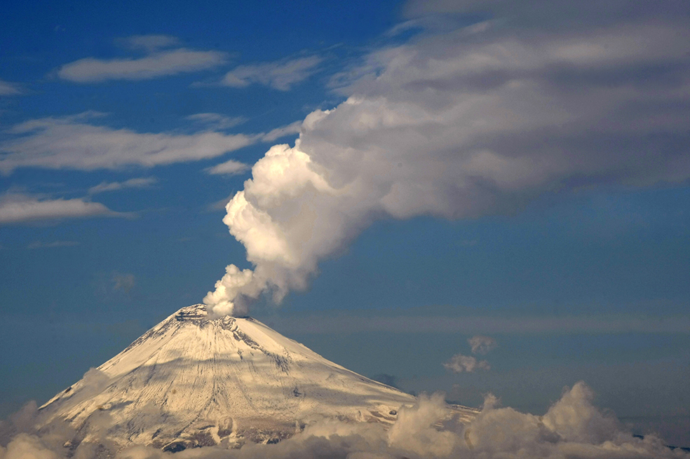 Alerta por el Popocatépetl, el volcán activo más vigilado del mundo