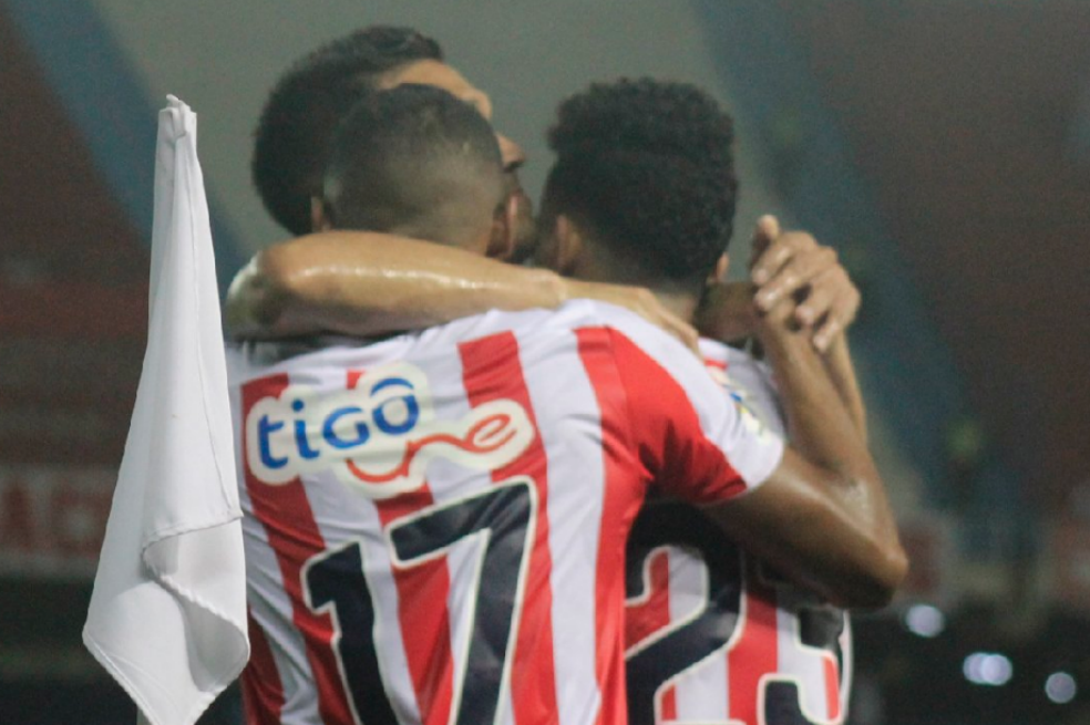 Júnior confirmó las lesiones de Sebastián Viera y Jarlan Barrera