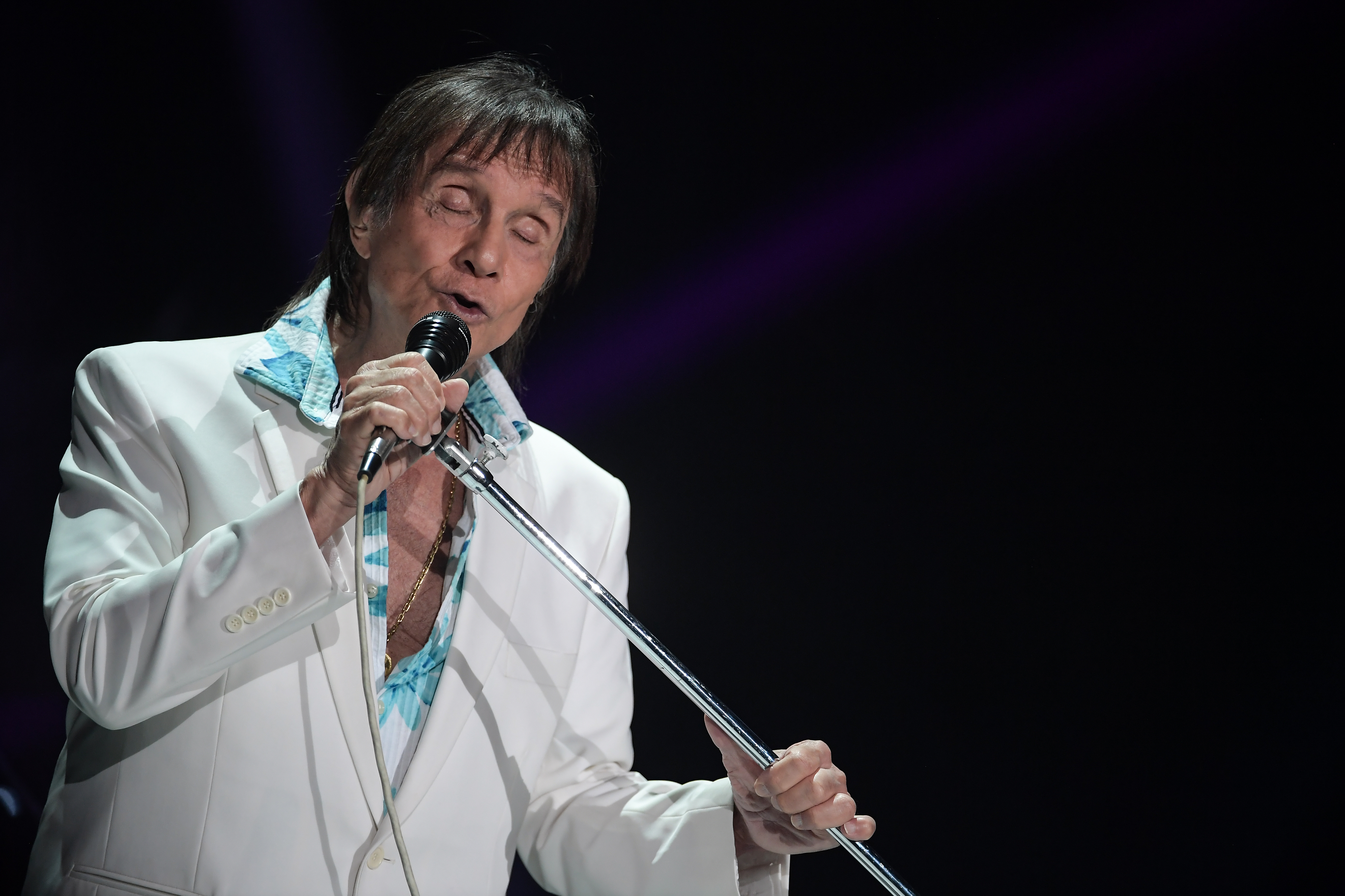 Roberto Carlos sufrió un accidente de tránsito: “Perdió los frenos”. ¿Cómo se encuentra?