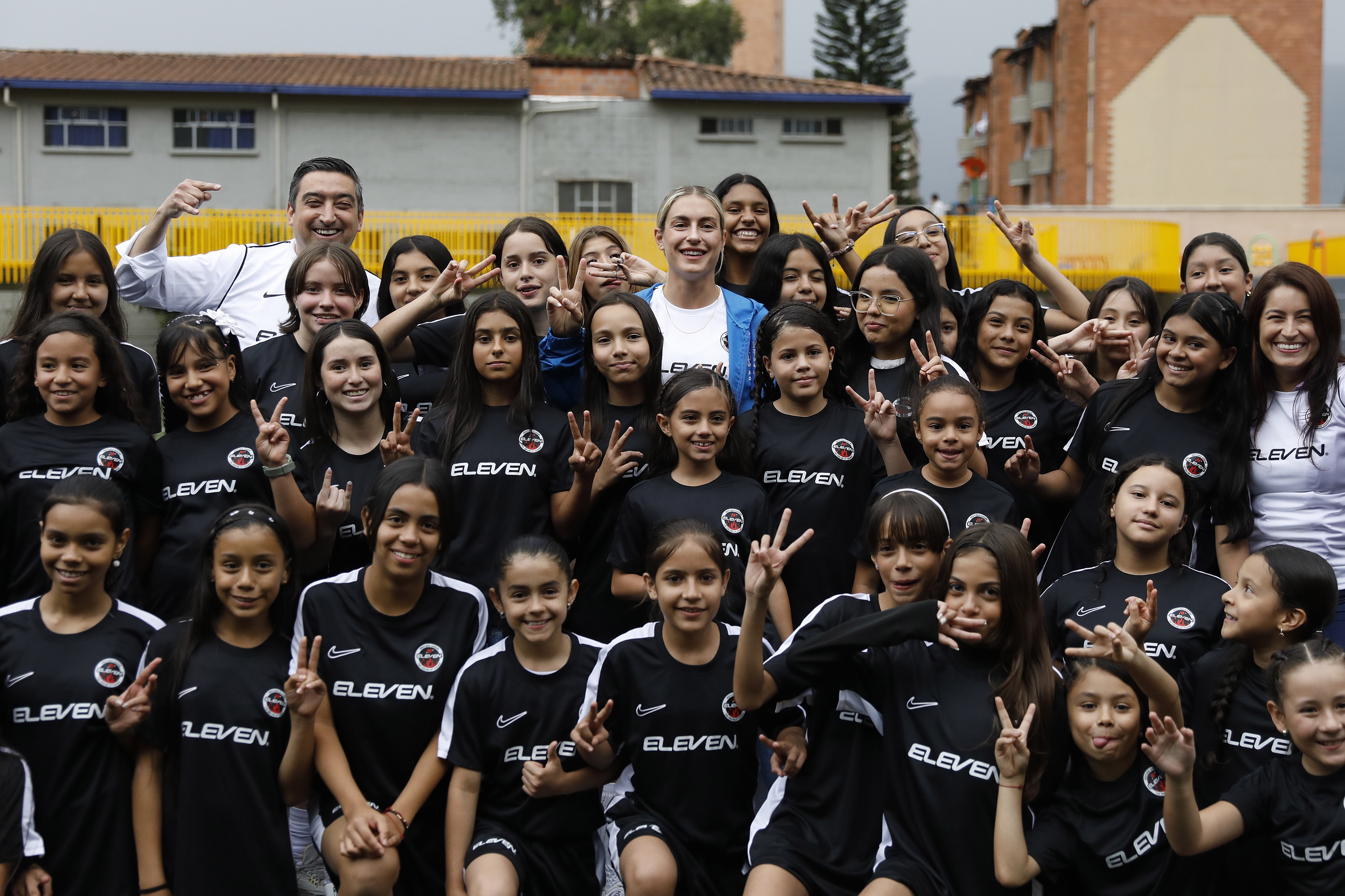 Alexia Putellas inauguró en Colombia la primera sede de su academia en Latinoamérica
