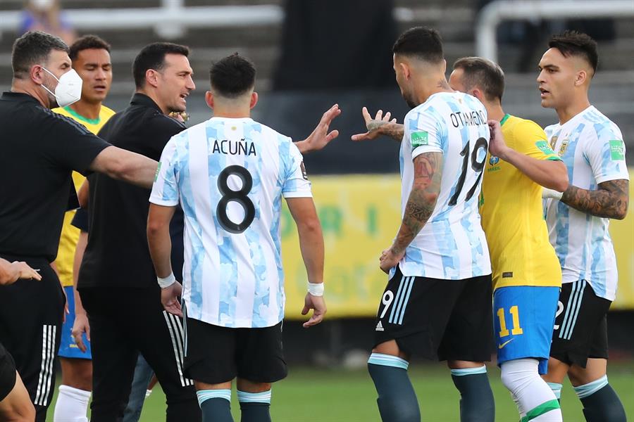 Lionel Scaloni: “Nunca nos avisaron que los jugadores no podían entrar al partido”