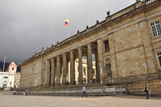 Provisionalmente, reviven las 16 curules para víctimas en el Congreso
