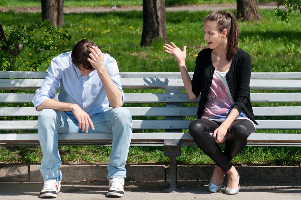 Violencia entre parejas adolescentes