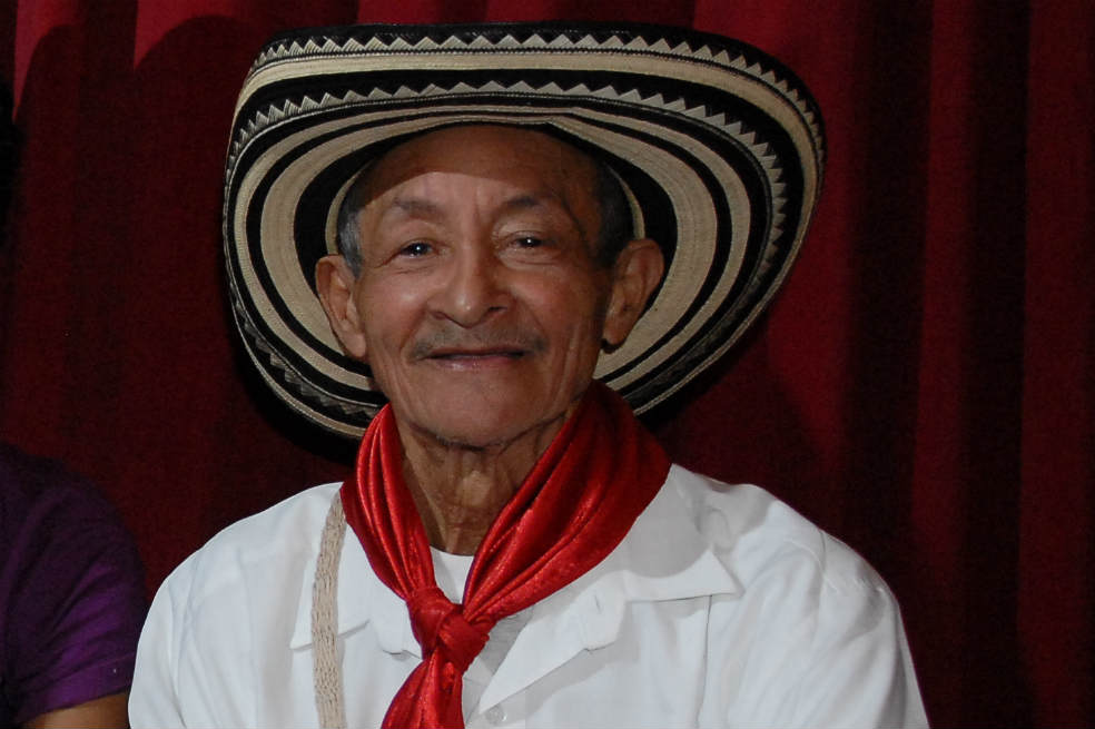 Una vida para cantar la gaita