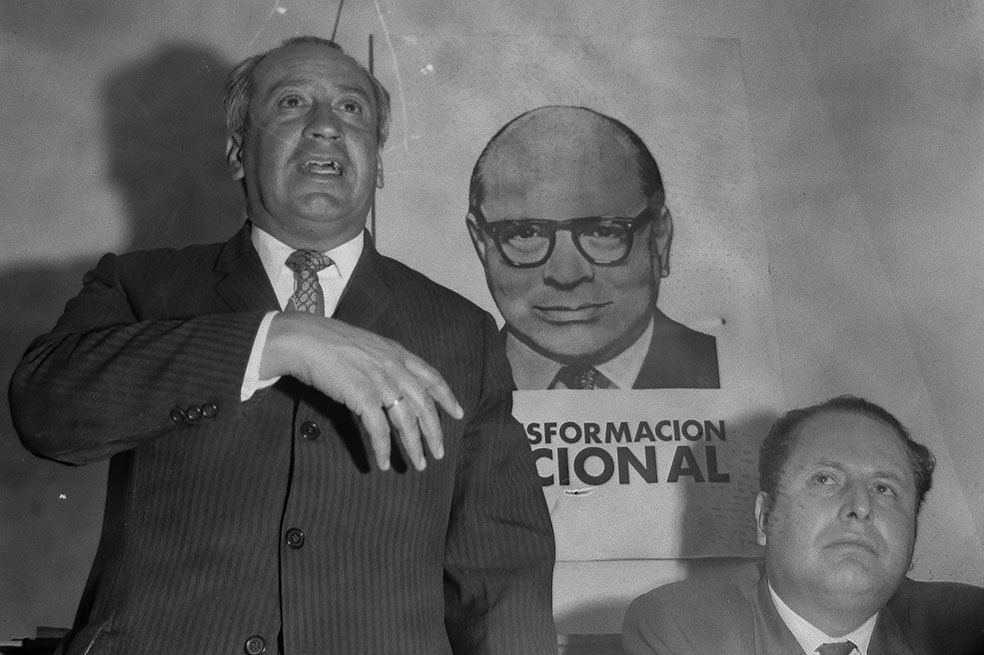 Otto Morales Benítez se posesiona como ministro de Trabajo. Archivo