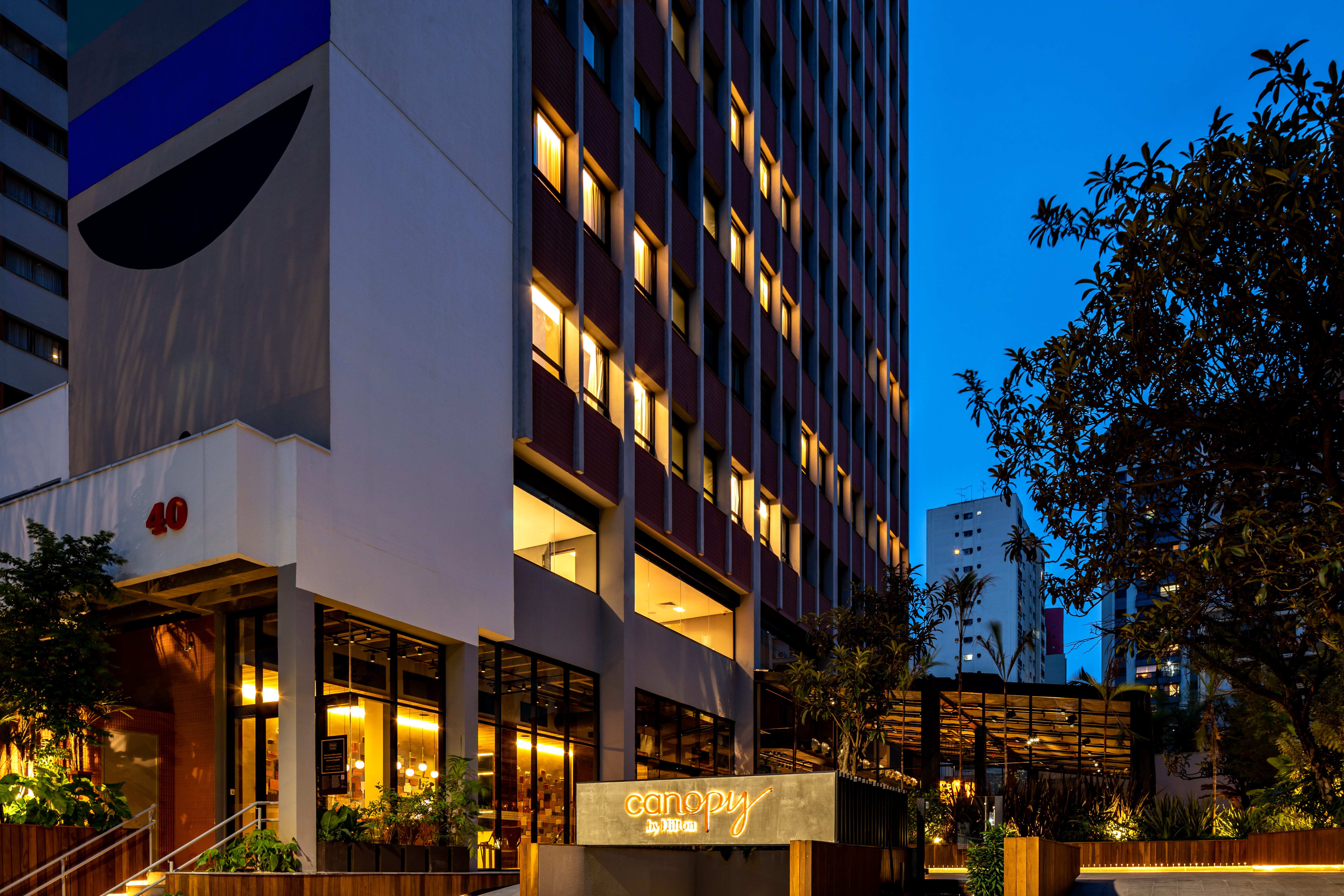 Debido a su magnífica ubicación, hospedarse en este hotel le permite un fácil acceso a lugares ya recomendados como la Avenida Paulista y el Parque Ibirapuera.