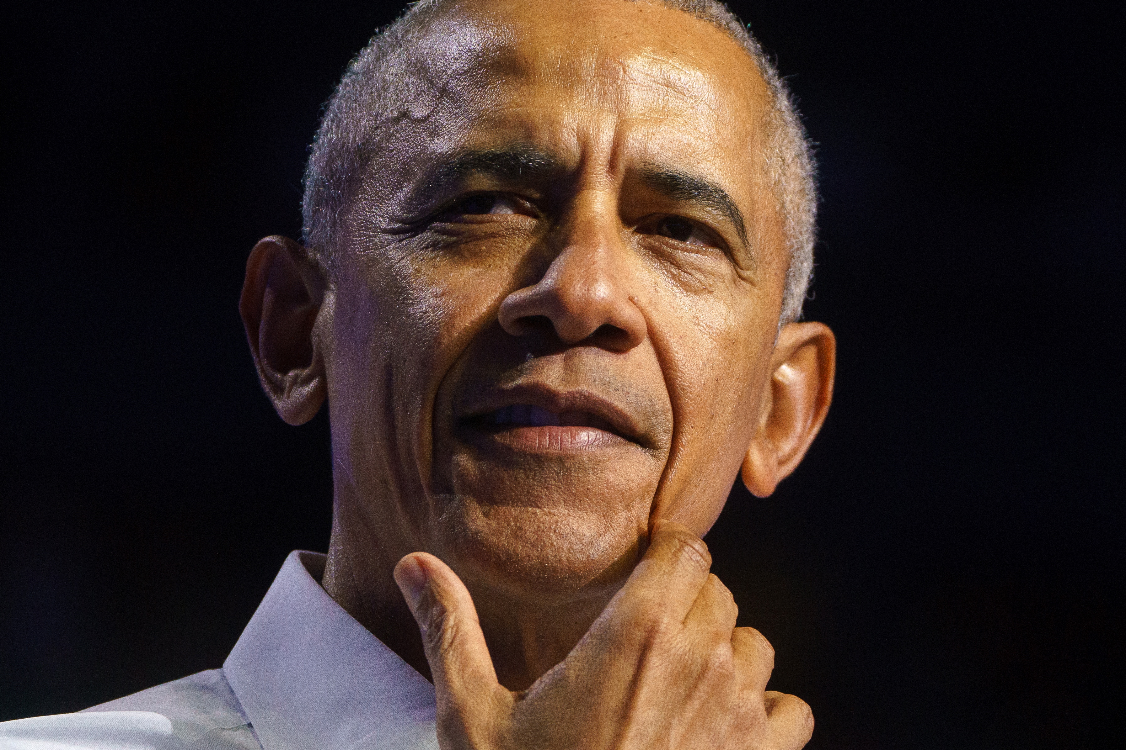 Obama lanzará un pódcast de seis episodios sobre libros que marcaron su vida