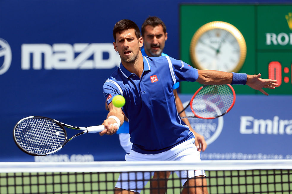 Novak Djokovic cambiará de entrenador.  / AFP