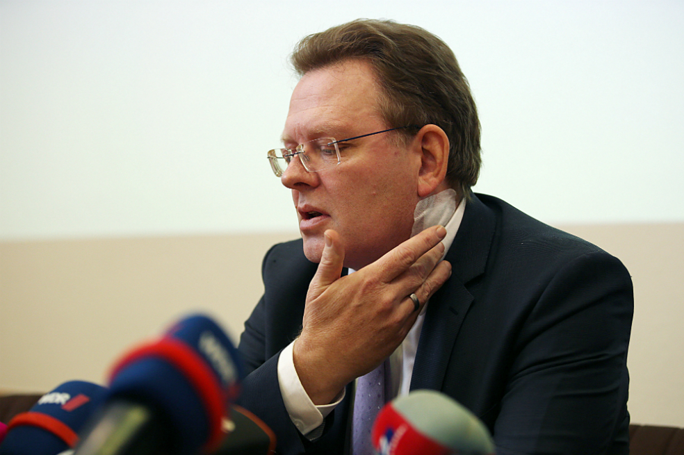 Alemania: apuñalan a alcalde que decidió acoger a los inmigrantes