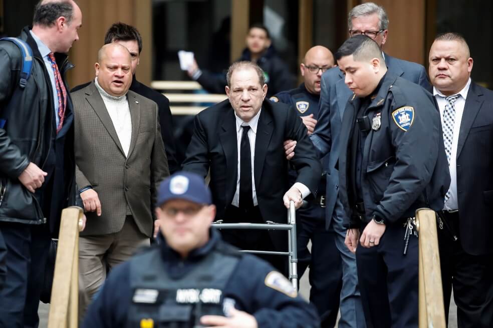 Harvey Weinstein acusado de violación en Los Ángeles al comenzar su juicio en NYC