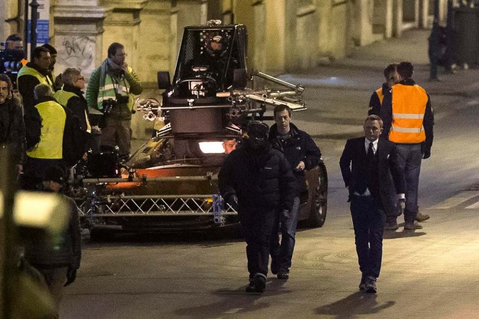 James Bond lleva sus persecuciones hasta el Vaticano