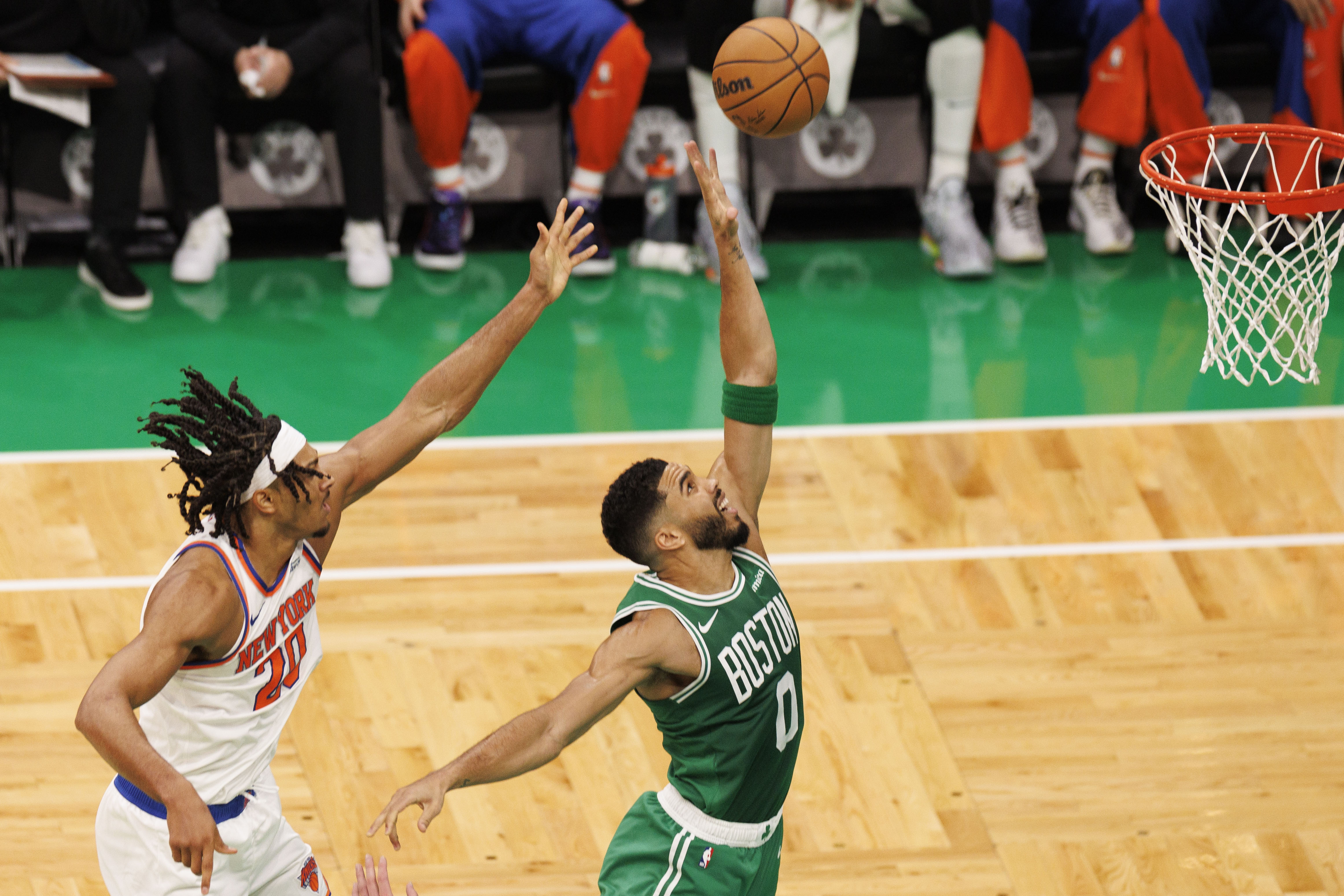 Empezó la NBA: Boston Celtics, vigentes campeones, vapulearon a los Knicks