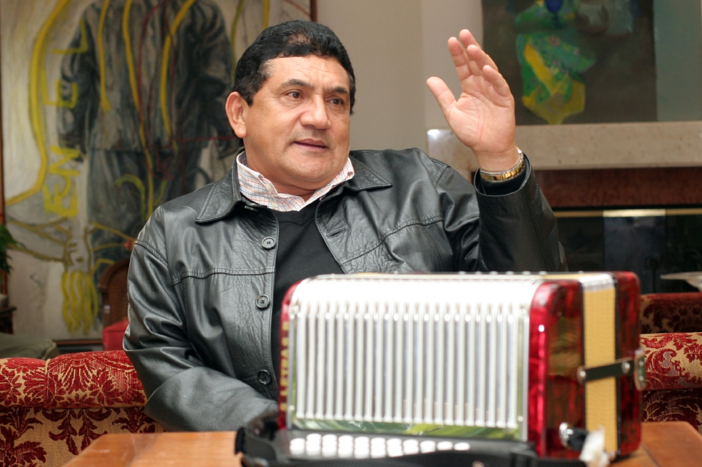 Poncho Zuleta está hospitalizado tras caerse de un caballo