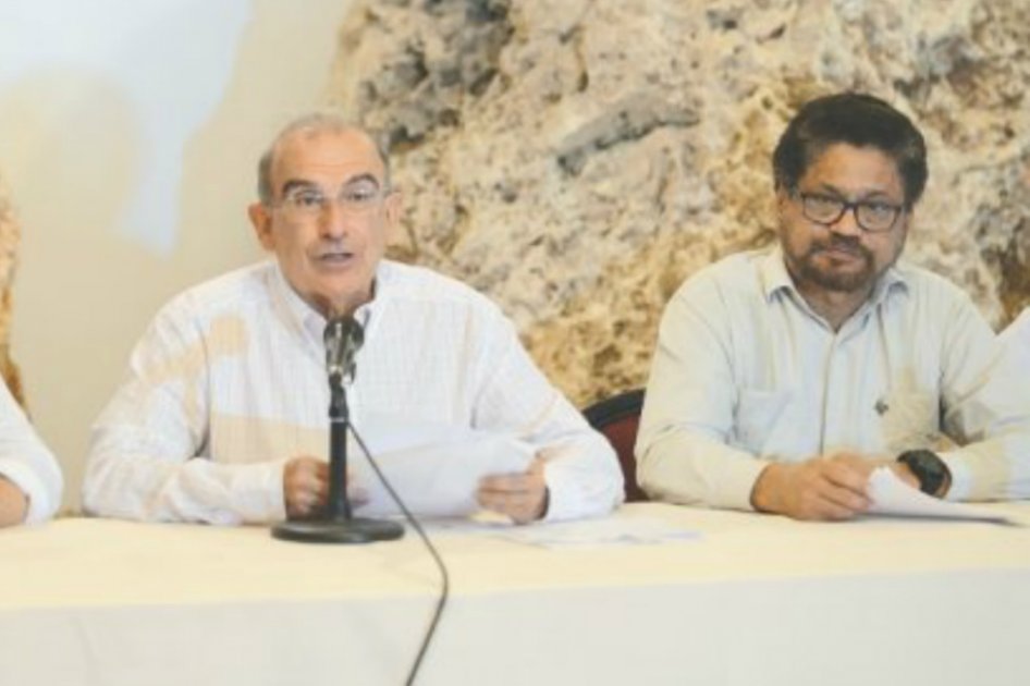 Bitácora del caos político