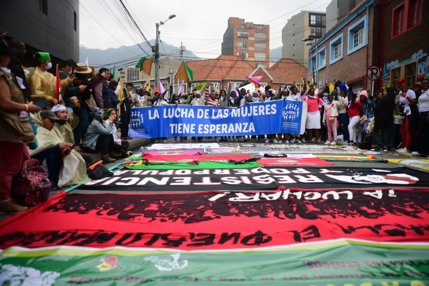 La audiencia pública se realizó frente a la Defensoría del Pueblo en la calle 13 con carrera 55.
