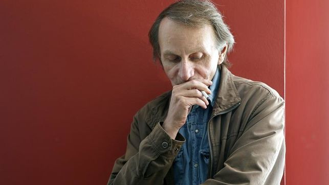 Houellebecq deconstruye con virulencia la sociedad actual en «Serotonina»