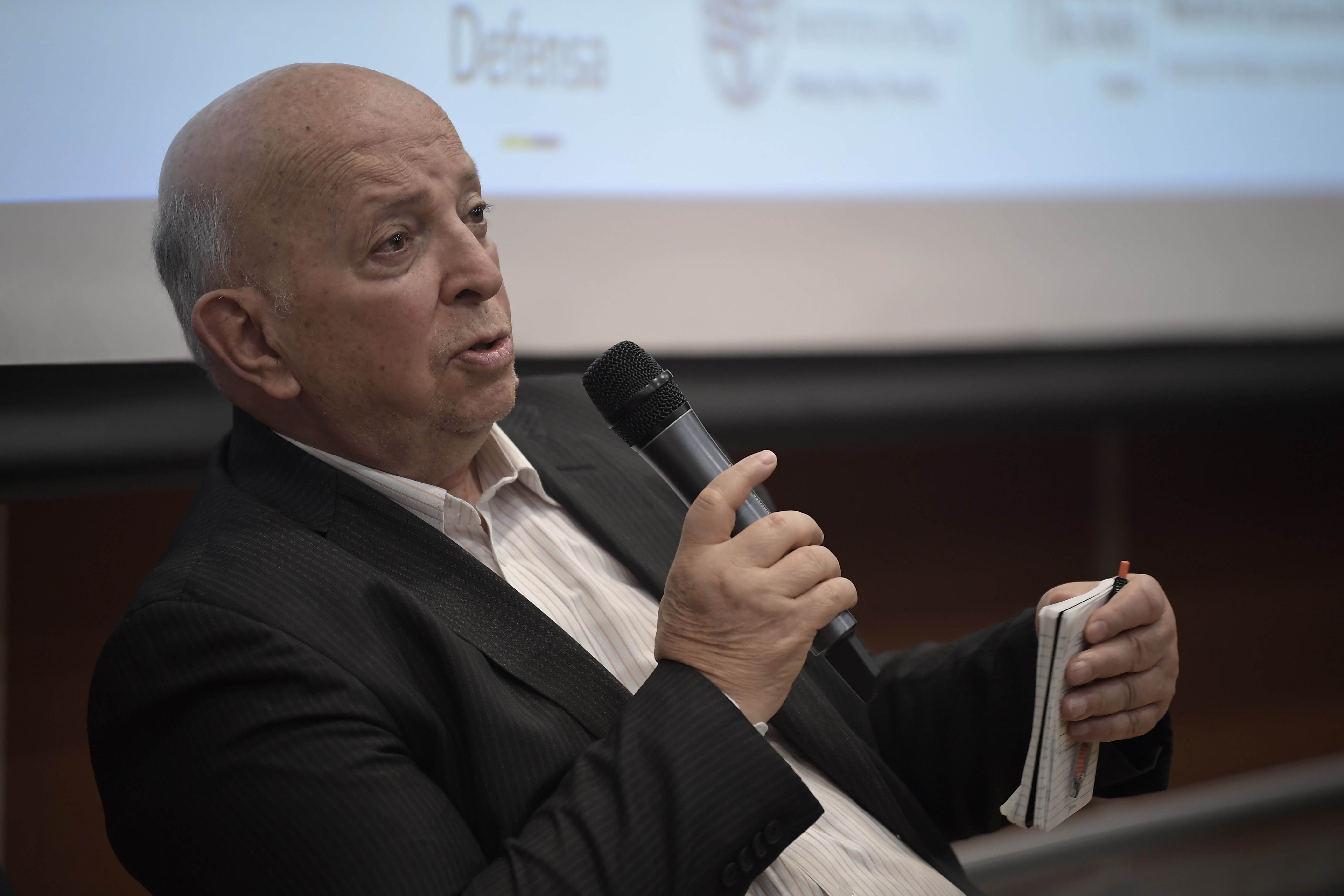 Consejero comisionado de paz en el foro "Proteger la vida y transformar los territorios: Seguridad y Paz Total", evento, convocado por el Ministerio de Defensa Nacional, la Universidad de los Andes y el Instituto de Paz de Estados Unidos (USIP).