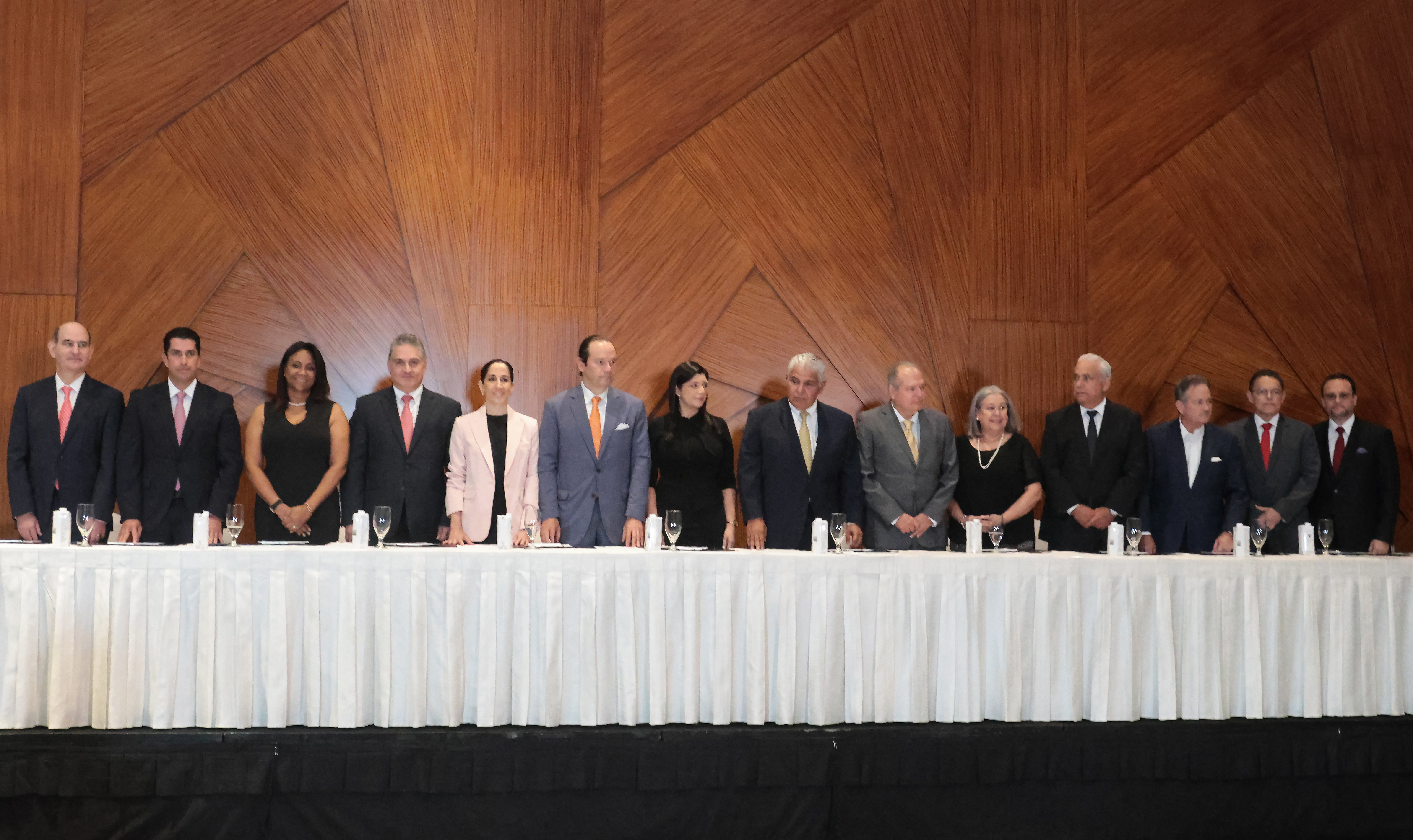 La huella de Martinelli en el gabinete Mulino, presidente electo de Panamá