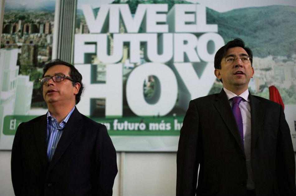 Gustavo Petro junto al ministro Diego Molano durante la Inauguración del evento Smart City Expo