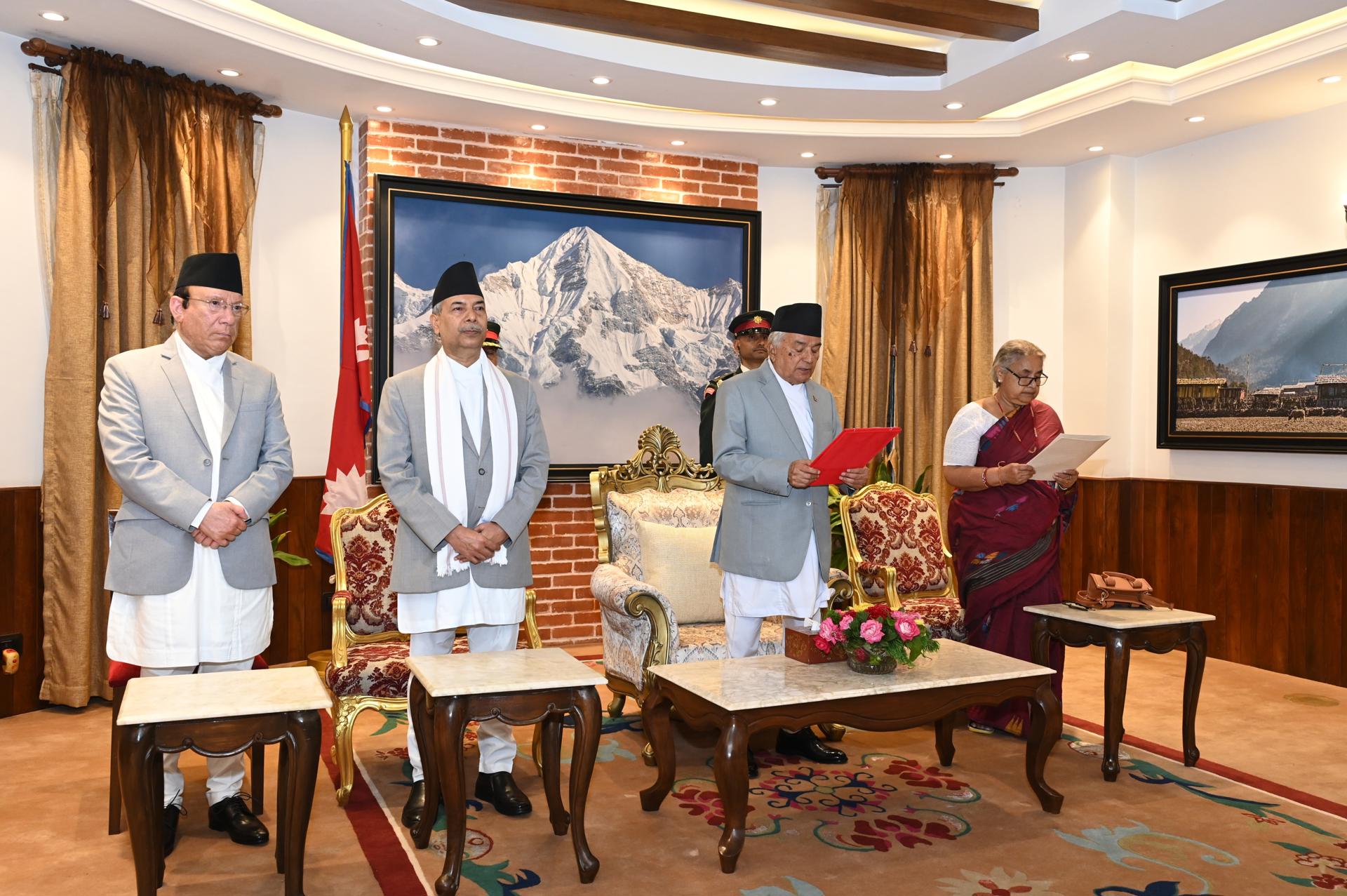 La Generación Z revolucionó Nepal y escogió nueva primera ministra en Discord